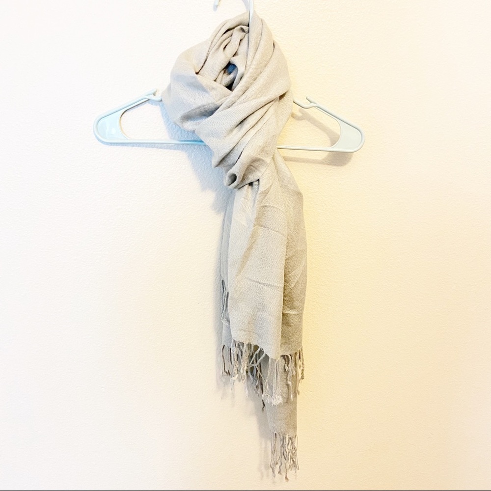 Pashmina scarf wrap lightweight with fringe NWOT